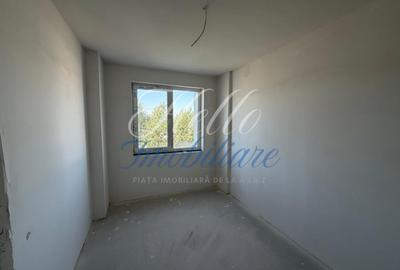 Apartament cu 3 camere semidecomandat în Florești - 5