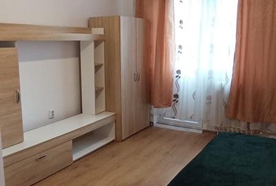 Apartament cu 2 camere semidecomandat în Nufărul
