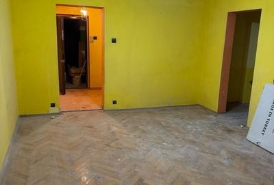 Apartament cu 2 camere semidecomandat în Runcu - 3