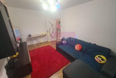 Apartament cu 3 camere semidecomandat în Cuza - 2