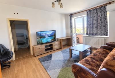 Apartament cu 2 camere semidecomandat, mobilat în Gojdu