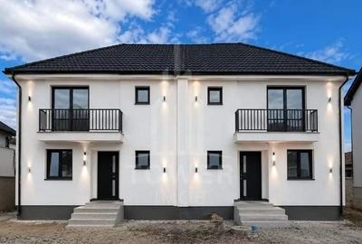 Duplex cu 4 camere cu Teren 140 Mp în Șelimbăr - 1
