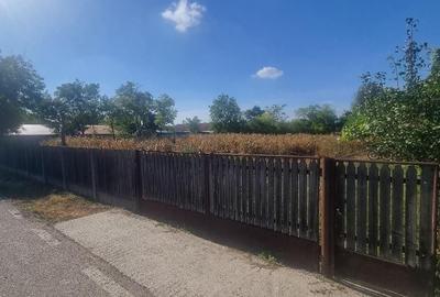 Teren de 1973 mp, în Vadu Pașii