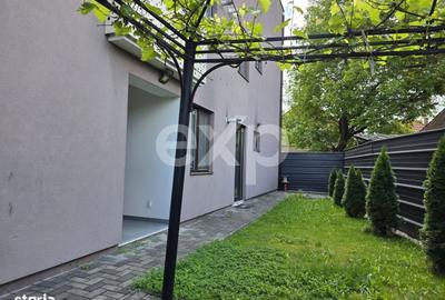 Apartament cu 4 camere în Florești