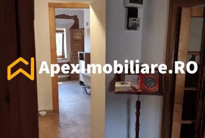 Apartament cu 4 camere semidecomandat în Central - 2
