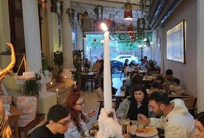 Spațiu comercial, de 430 mp, în Polonă - 2