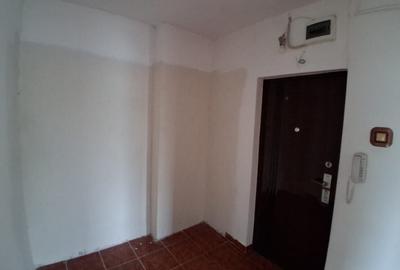 Apartament cu 3 camere circular în Nord