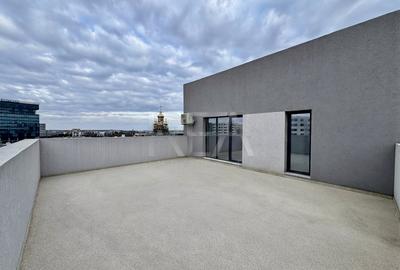 Penthouse cu 2 camere decomandat în Pipera