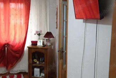Apartament cu 3 camere semidecomandat în Traian - 1