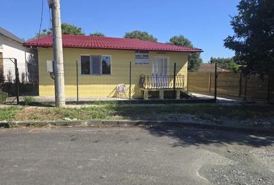 Casă cu 3 camere în Sud