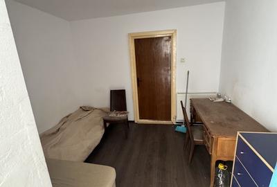Apartament cu 4 camere în Central