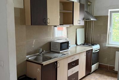 Apartament cu 2 camere semidecomandat în Grigorescu