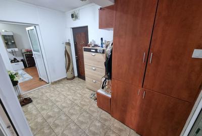 Apartament cu 2 camere decomandat, mobilat în Km 4-5 - 5