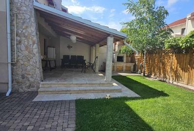 Casă cu 3 camere cu Teren 400 Mp în Central - 2