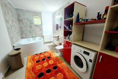Casă individuală cu 8 camere cu Teren 492 Mp în Vest - 11