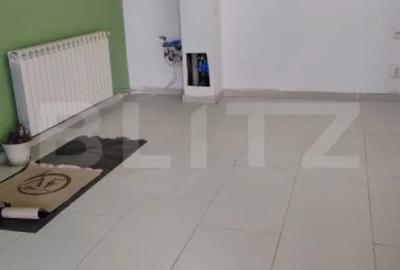 Spațiu comercial, de 87 mp, în Central
