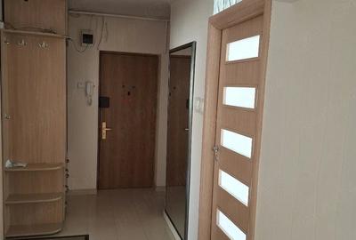 Apartament cu 3 camere decomandat în Militari