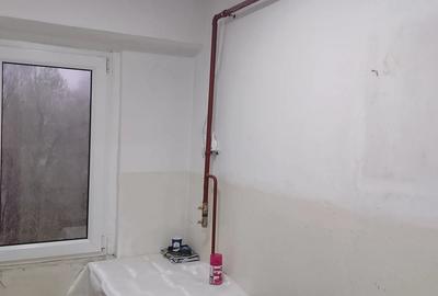 Apartament cu 2 camere semidecomandat în Micro 38