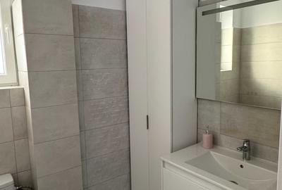 Apartament cu 3 camere semidecomandat în Titan - 1