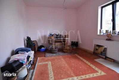 Casă cu 4 camere cu Teren 500 Mp în Florești