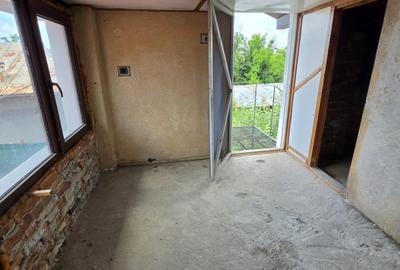 Casă cu 6 camere cu Teren 557 Mp în Berceni - 22