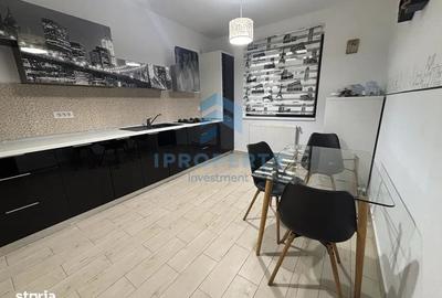 Casă cu 3 camere cu Canalizare în Dobroești - 1