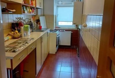Garsonieră decomandată în Take Ionescu