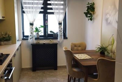 Apartament cu 3 camere decomandat în Central - 6