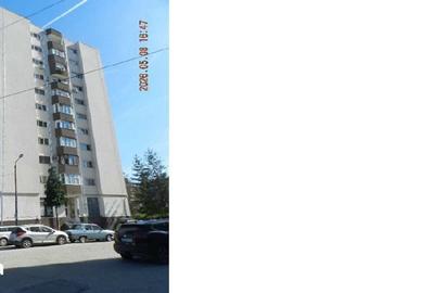 Apartament cu 3 camere decomandat în Central - 2