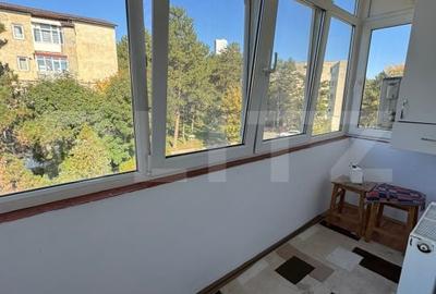 Apartament cu 3 camere decomandat în Dumbrava 2 - 10