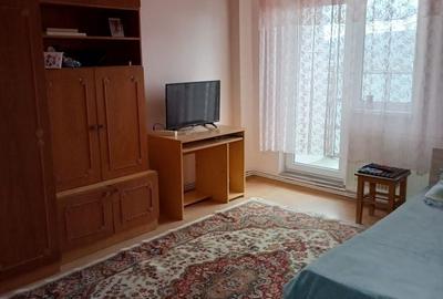 Garsonieră decomandată în Central - 1