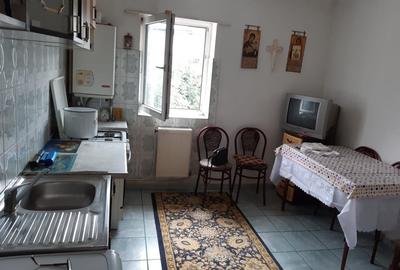 Apartament cu 2 camere nedecomandat în Fălticeni