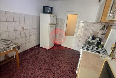 Apartament cu 2 camere decomandat în Inel I