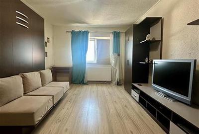 Apartament cu 3 camere decomandat, mobilat în Tomis III