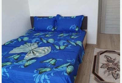 Apartament cu 2 camere semidecomandat, mobilat în Apărătorii Patriei