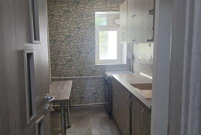 Apartament cu 3 camere decomandat în Fundeni - 10
