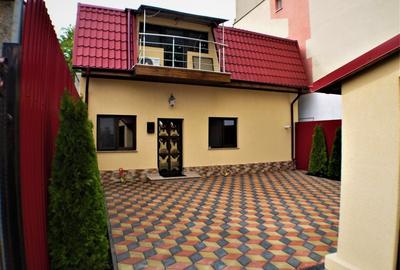 Casă individuală cu 4 camere cu Canalizare în Ultracentral - 1
