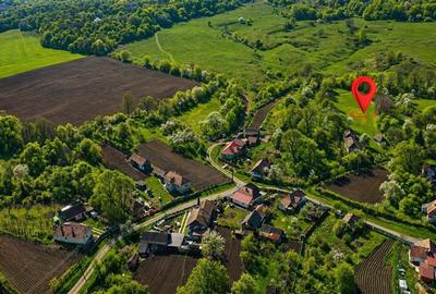 Teren intravilan de 3400 mp, în Suveica