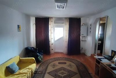 Casă cu 4 camere în Patriei - 1