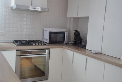 Apartament cu 3 camere decomandat, mobilat în Bușteni - 3