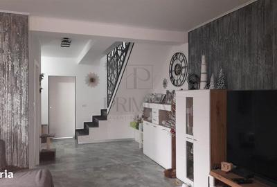 Casă cu 4 camere cu Teren 350 Mp în Moșnița Veche