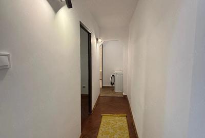 Apartament cu 2 camere decomandat în Girocului