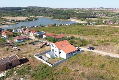 Casă cu 4 camere cu Teren 505 Mp în Central