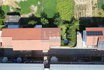 Casă cu Teren 200 Mp în Florești - 1