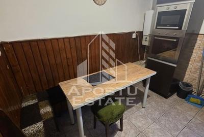 Apartament cu 4 camere decomandat în Dâmbovița - 4