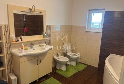 Casă cu 4 camere în Grădiștea