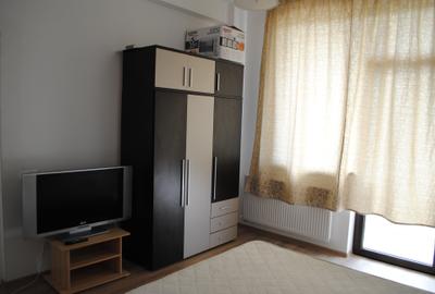 Apartament cu 2 camere decomandat, mobilat în Tomis Nord
