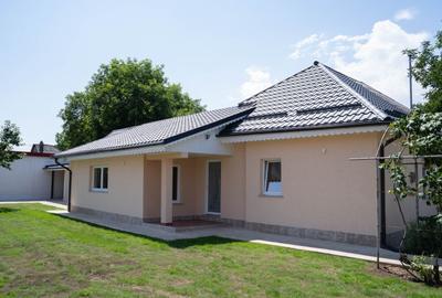 Casă cu 3 camere în Central