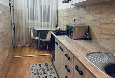 Apartament cu 2 camere decomandat în Bucovina