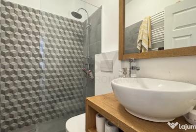 Apartament cu 2 camere decomandat în Iancului